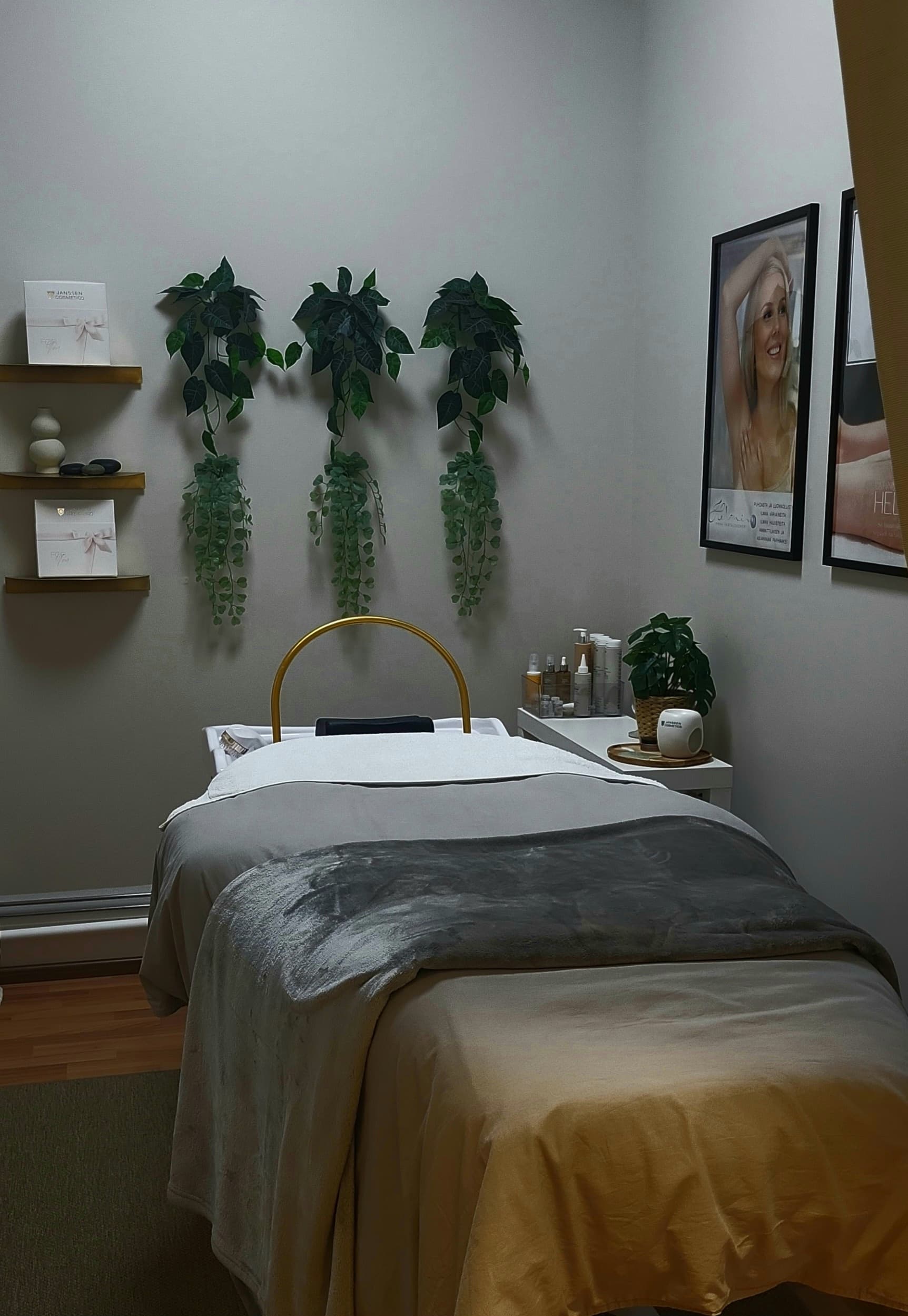 Asian Head Spa